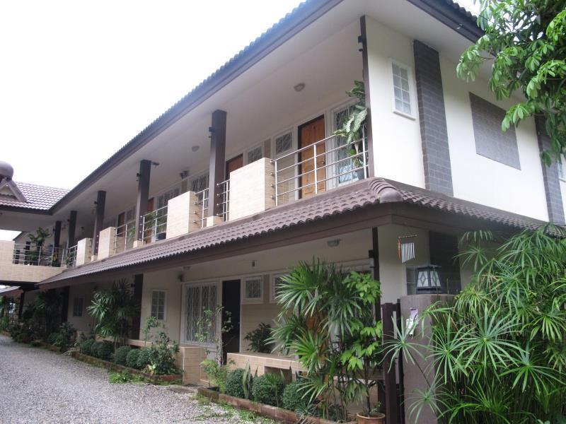 M&J House Chiang Rai Exterior photo